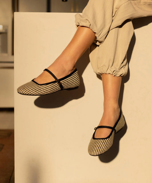 The Hummingbird Mary Jane - Black/Off White Two Tone Raffia
