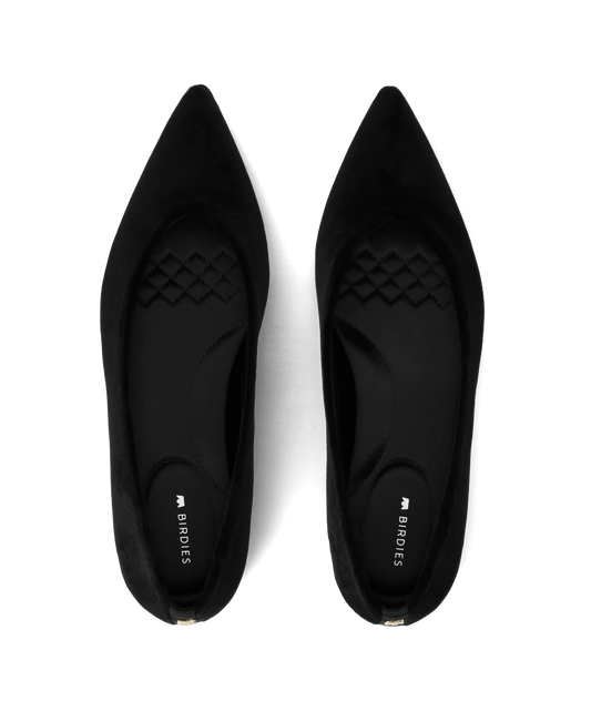 The New Goldfinch 15 - Black Velvet